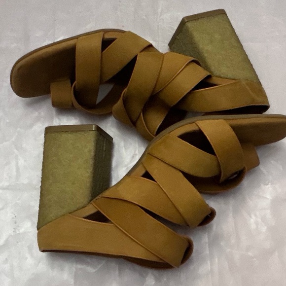 AEROSOLES SHOES - Picture 5 of 10